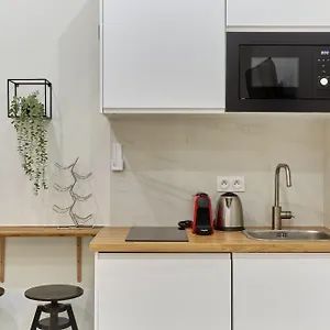Rent A - Charon , Paris France